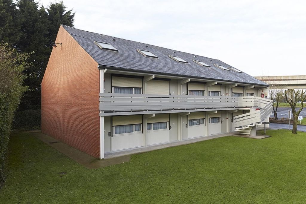 Campanile Lille Sud - Chr Hotel Exterior photo