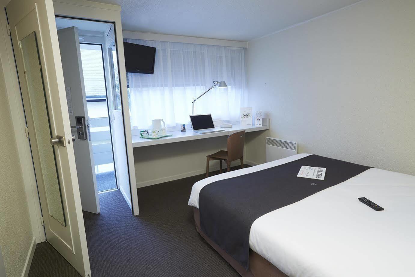 Campanile Lille Sud - Chr Hotel Exterior photo
